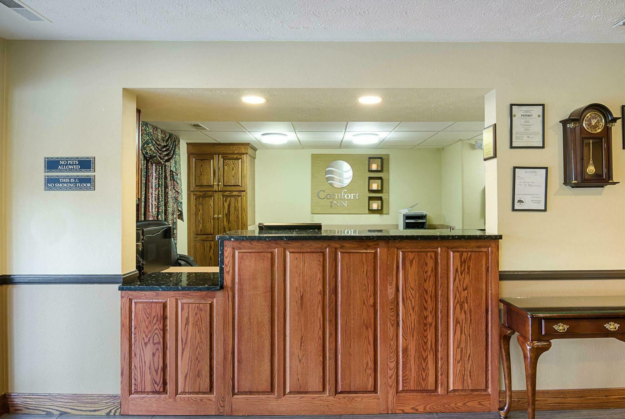 Comfort Inn New River Oak Hill Εξωτερικό φωτογραφία