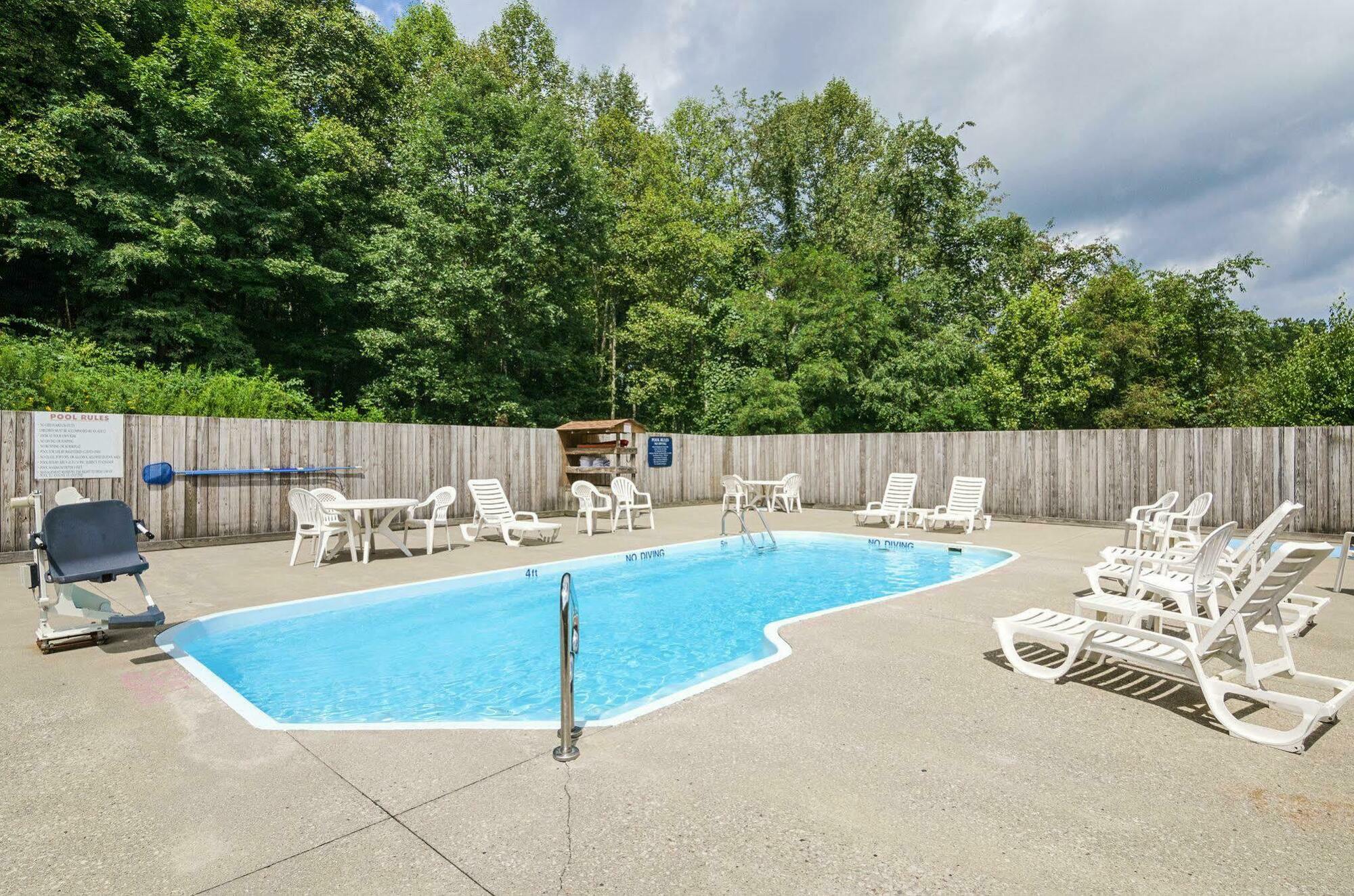 Comfort Inn New River Oak Hill Εξωτερικό φωτογραφία